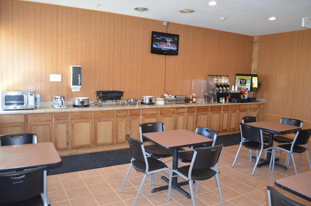 Knights Inn Quincy Exterior photo